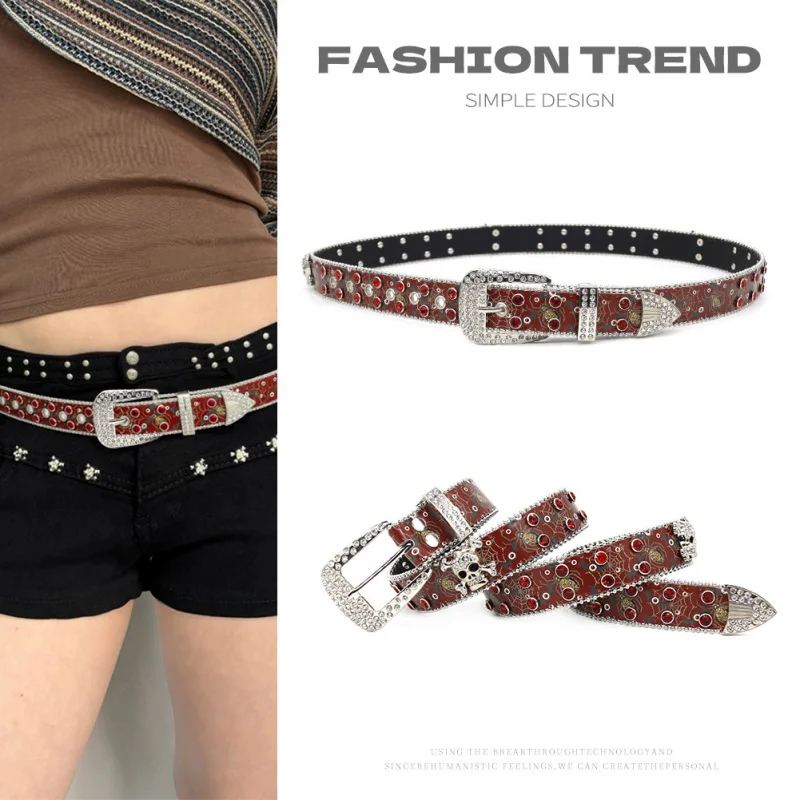 

Западный дизайн черепа со стразами в стиле панк, красный горный хрусталь, тисненый женский пояс из искусственной кожи с джинсовым платьем