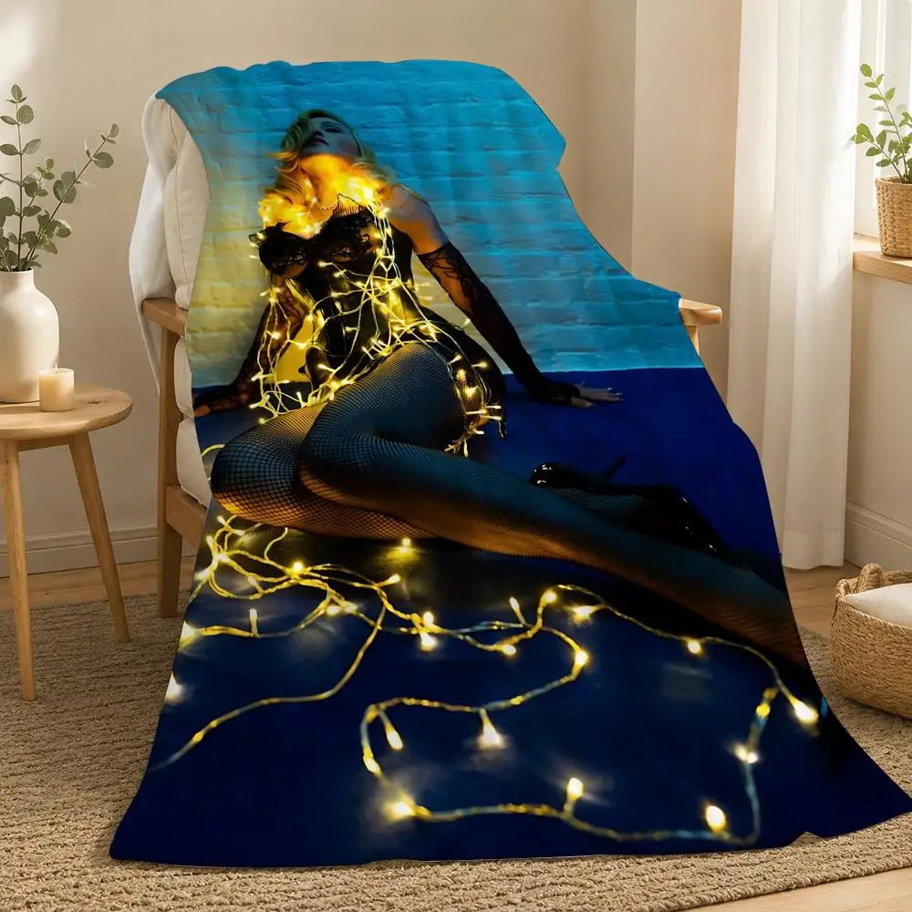 Madonna Singer Throw 240g flannel blanket, suitable for sofas, beds, offices,  exquisite gift blankets