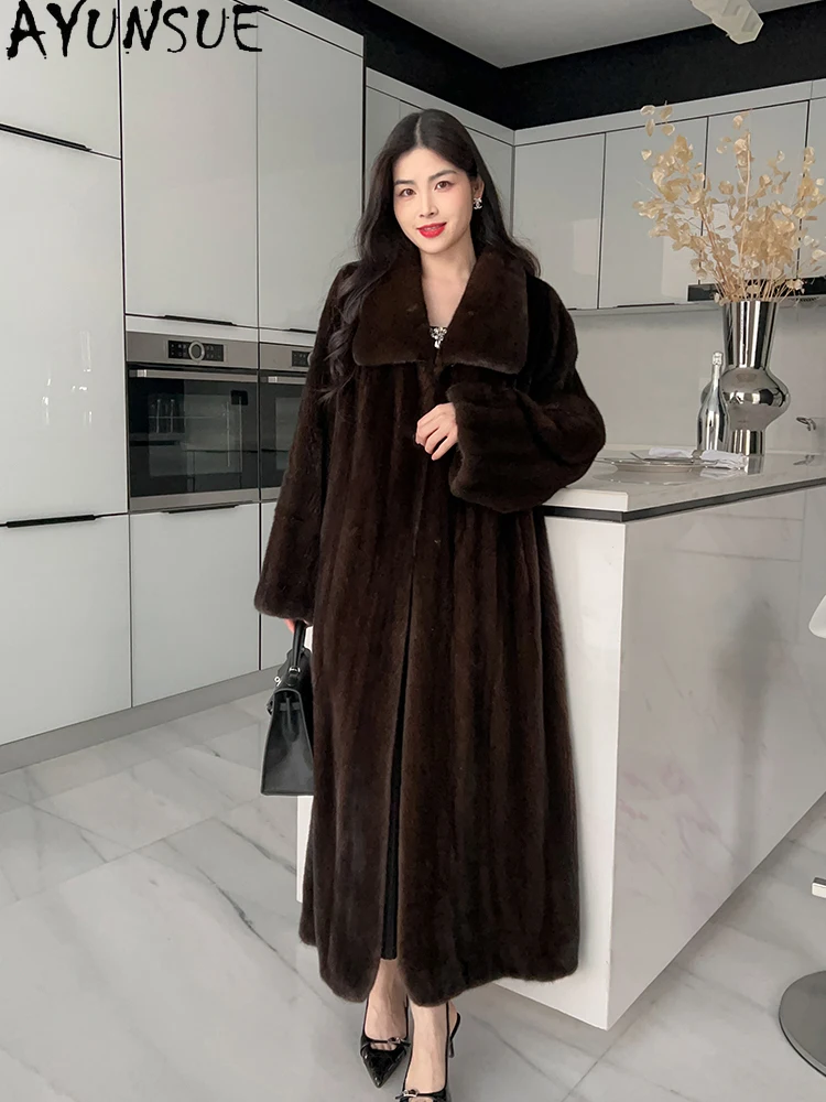 AYUNSUE معطف فرو المنك المخملي الطبيعي امرأة فاخرة معطف المنك الكامل للمرأة ملابس طويلة معطف فرو المنك 2025 كوفتا С ميسهوم