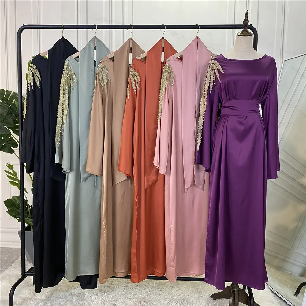 ตะวันออกกลางดูไบซาตินลูกปัด Abayas ผู้หญิงมุสลิมอาหรับชุดยาวอิสลาม Maxi Robe Ramadan Party Robe Kaftan มาเลเซียชุด