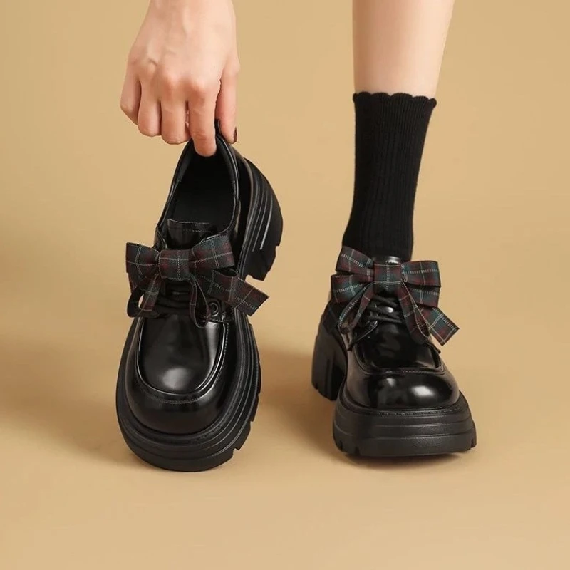 Women's 2026 New Vintage British Style Loafers Thick Sole Platform Shoes Bowknot Non-Slip Casual Lace Up Leather Shoes