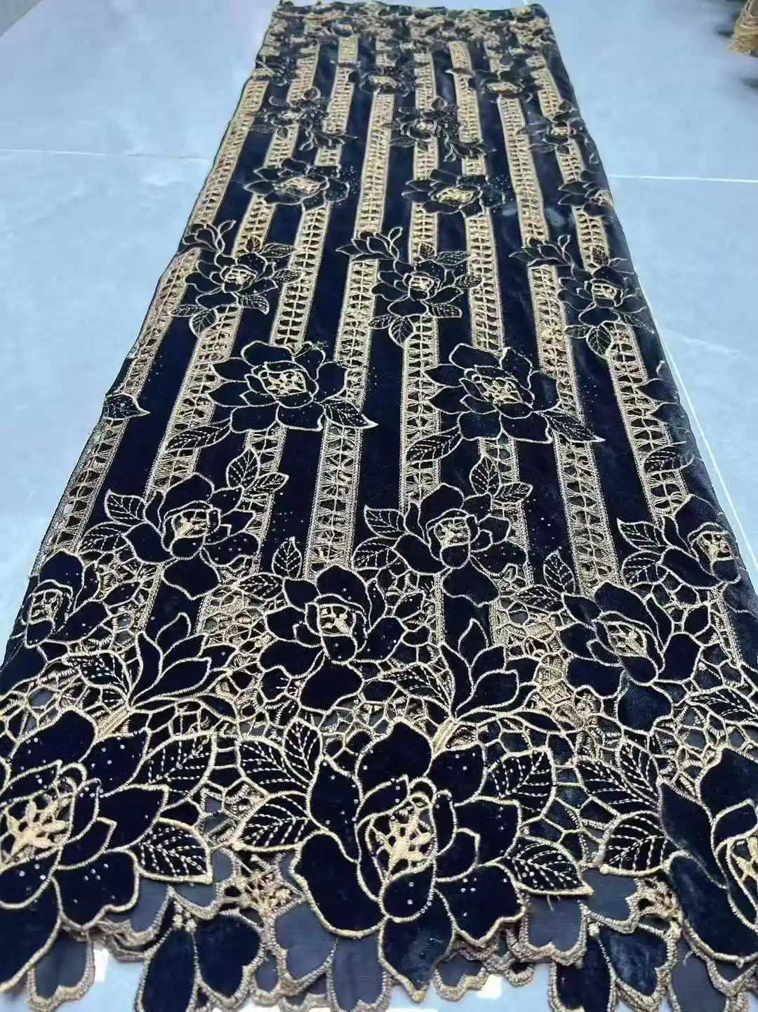 African Velvet Mesh Lace Fabric Wholesale High Quality Nigerian French Lace Embroidery for Sewing Party Dresses 2026