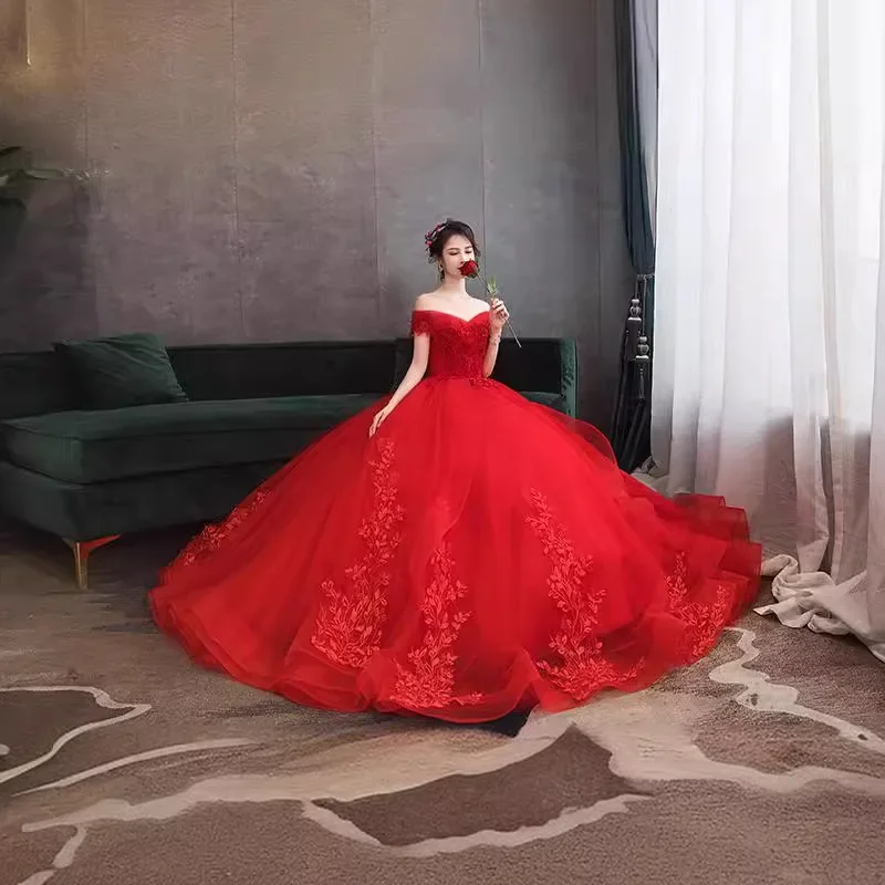 One-word shoulder wedding dress 2024 new summer dress bride slim tutu skirt Internet celebrity red main wedding dress