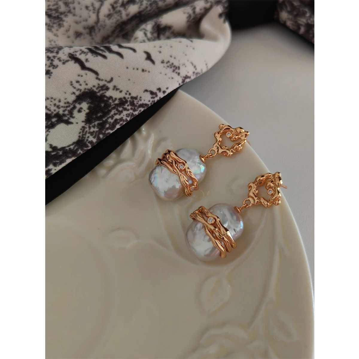 Full Body S925 Pure Silver Plated 18K Gold | Zircon | Natural Pearl Earrings 100605