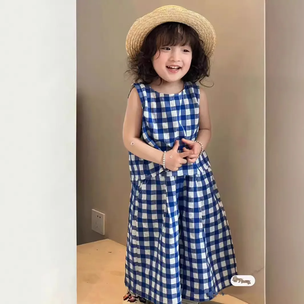 2024 Girls' Set Round Collar Sleeveless Blue Plaid Coat Seven Inch Wide Leg Pants New Summer Clothing Children's Clothing Sets