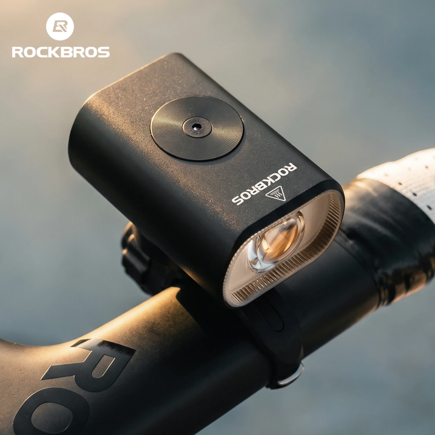 Phare de vélo ROCKBROS 1000LM 2800mAh avec charge Type-C, lumière avant longue durée de vie de la batterie, contrôle intelligent de la température, lampe de vélo