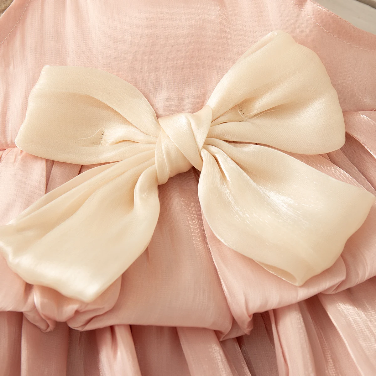 Süßes Bogen-Geburtstagsparty-Babykleid für Mädchen, Sommerkleidung im neuen koreanischen Stil, geeignet für 9 Monate bis 3 Jahre alt – Detail 8