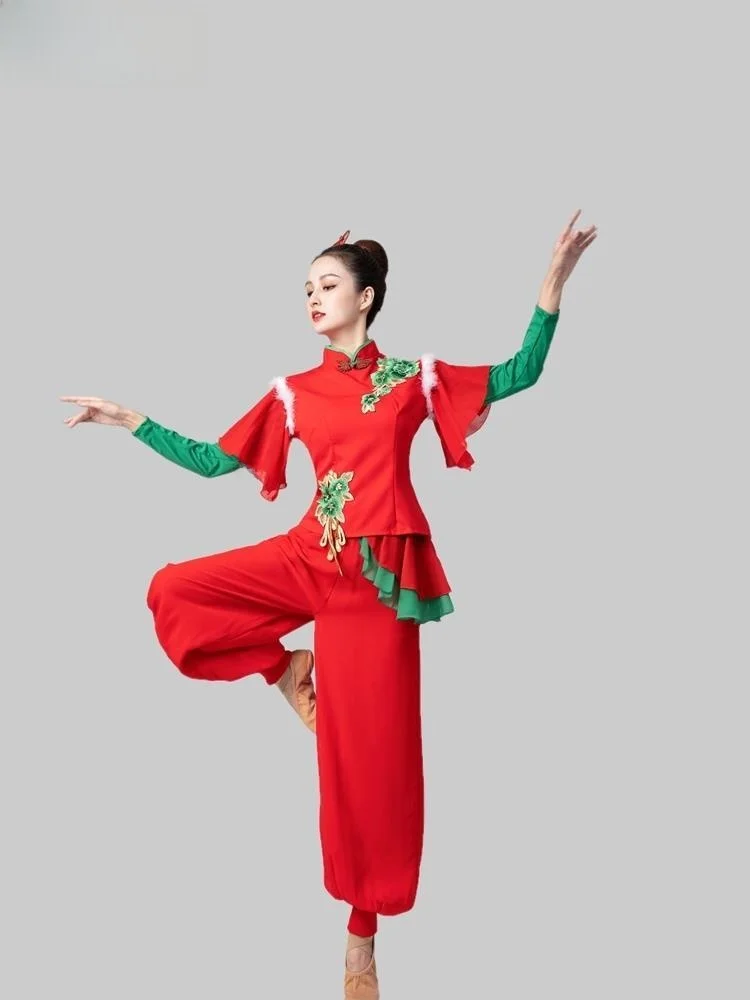

Red Festive Women's Performance Costume Yangge Suit Drumming Wind Playing Lantern Dance Traditional Chinese Ethnic Stage Outfit