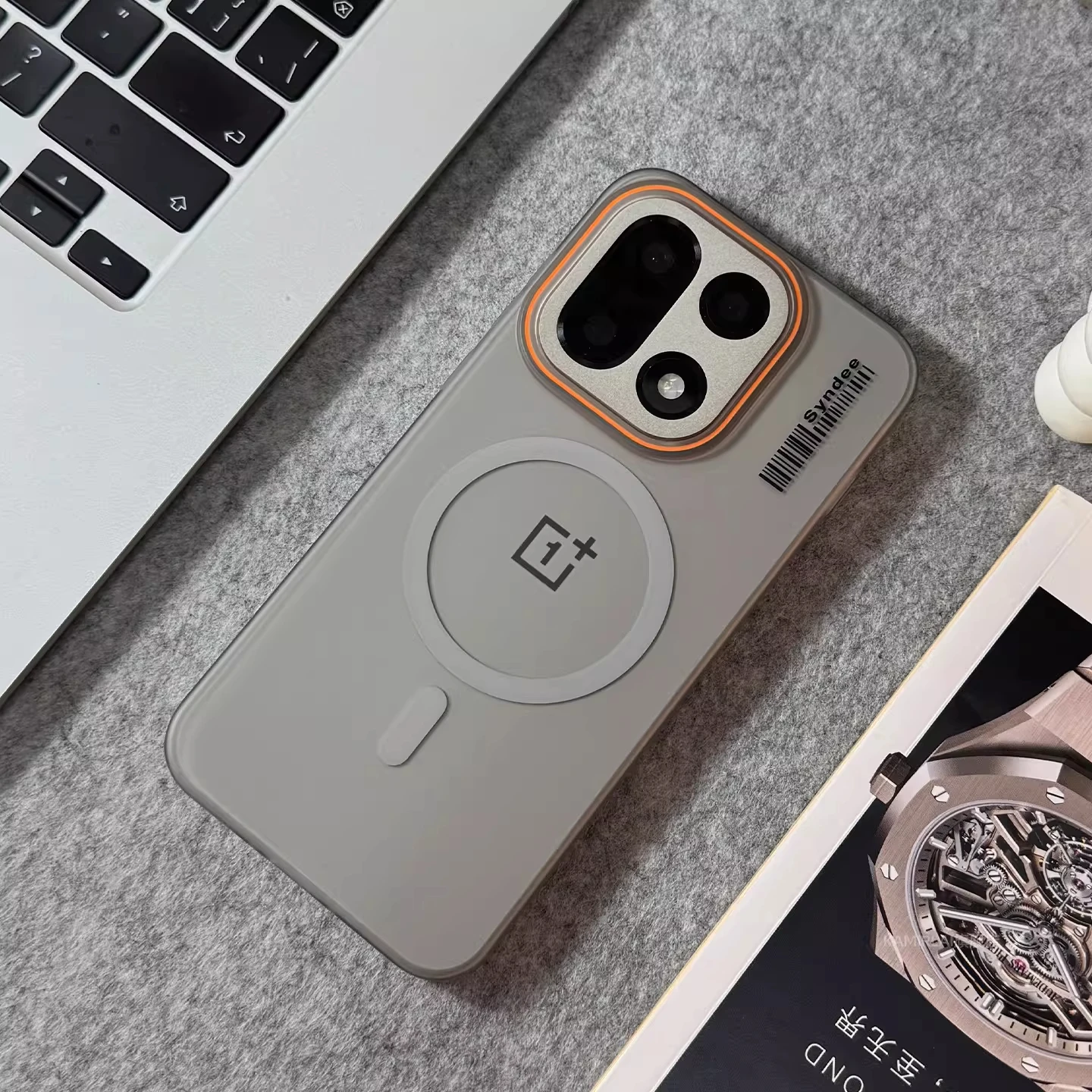 Für OnePlus 15 15R 13T 13R 13S 13 12R 11R 10R 9R 8T 1+ACE 2 3 5 Pro 6 Ultradünne matte durchscheinende magnetische Barcode-Hart-PC-Abdeckung – Detail 5