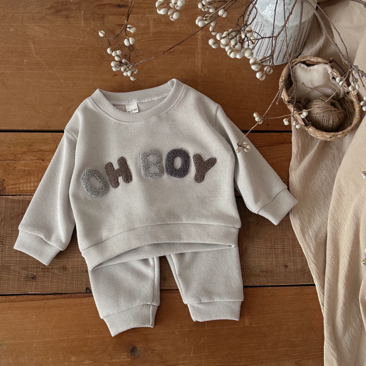 Baby Newborn Items Korean Boys Outfit, Color Letter Applique Sweatshirt & Ribbed Cuff Jogger Pants Set