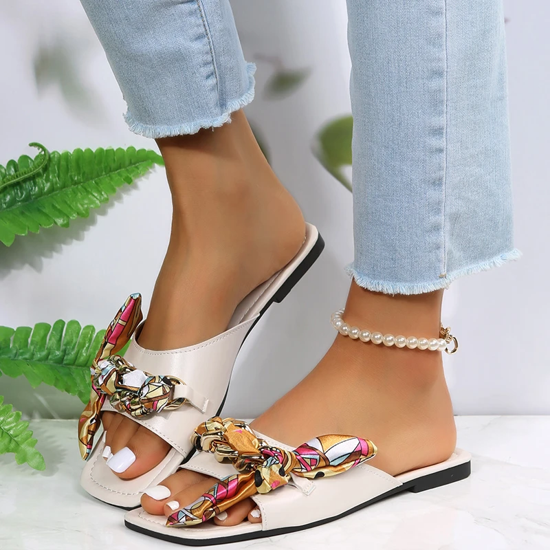 

Women's 2022 New Summer Sandals Slippers Women's Chain Decorative Casual Slippers Women's 35-42 Low Heel Square Heel Square Head