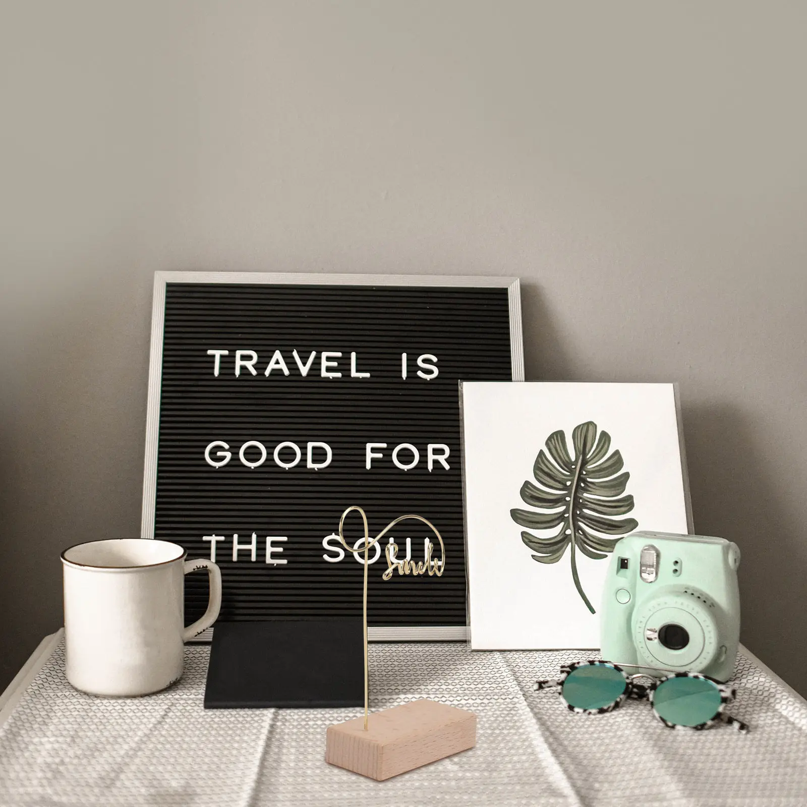 

Набор из 2 подставок для украшений: Декоративная подставка-органайзер из нержавеющей стали и дерева для серег, браслетов и колец