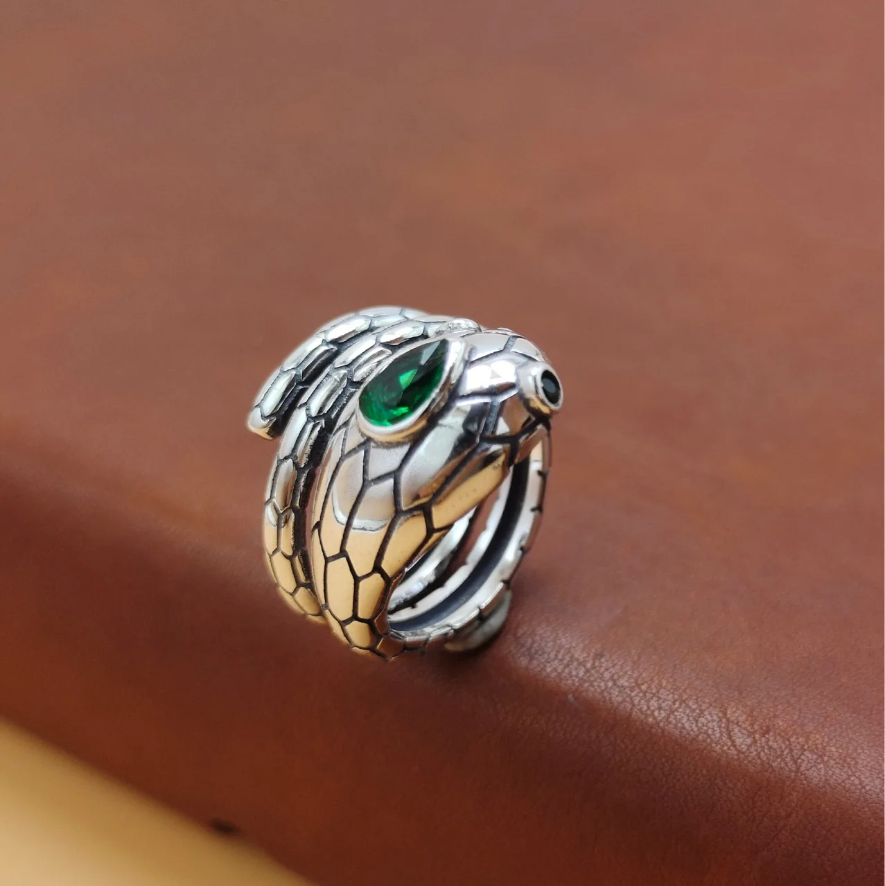 

S925 sterling silver snake ring men's and women's green zircon open ring fashioncasualstylishpopular index finger ring