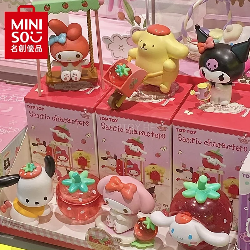 Miniso Cartoon Model My Melody Sanrio Strawberry Estate Series Blind Box Kuromi Cinnamoroll Kawaii Doll Desktop Decoration Gift