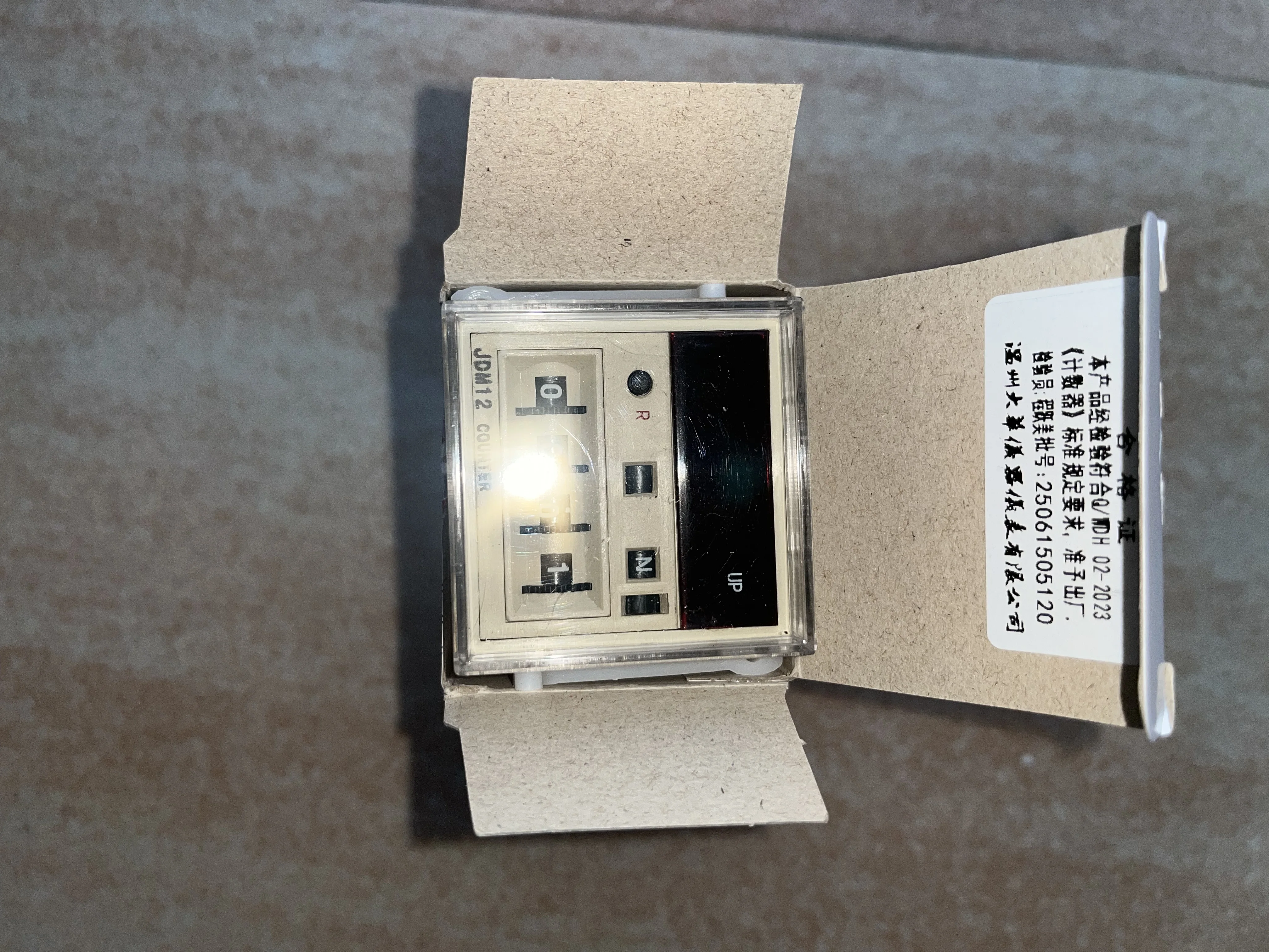 product  Wenzhou  JDM12 preset counter 12v 3A signal input can add/subtract 48x48