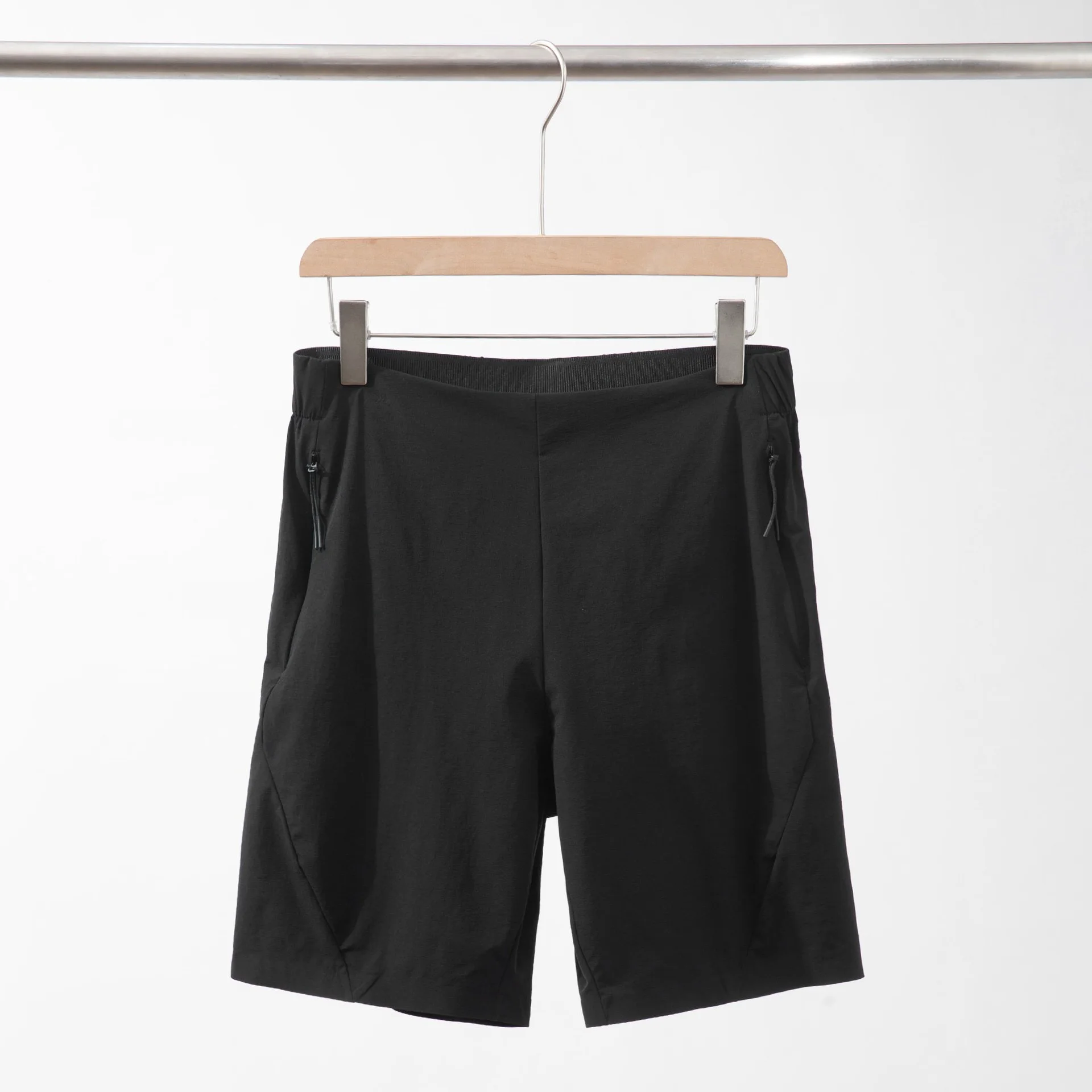 M7682 Summer Elastic Waistline Waterproof Shorts Men Outdoor Quick Dry Sports Commuter Hiking Camping Knee Length Shorts For Man
