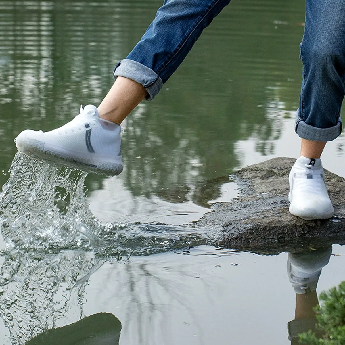 

1Pcs Silicone Shoe Covers Waterproof Rain Proof Anti Slip Mud Resistant Reusable Foldable Easy Clean Shoe Protector Outdoor