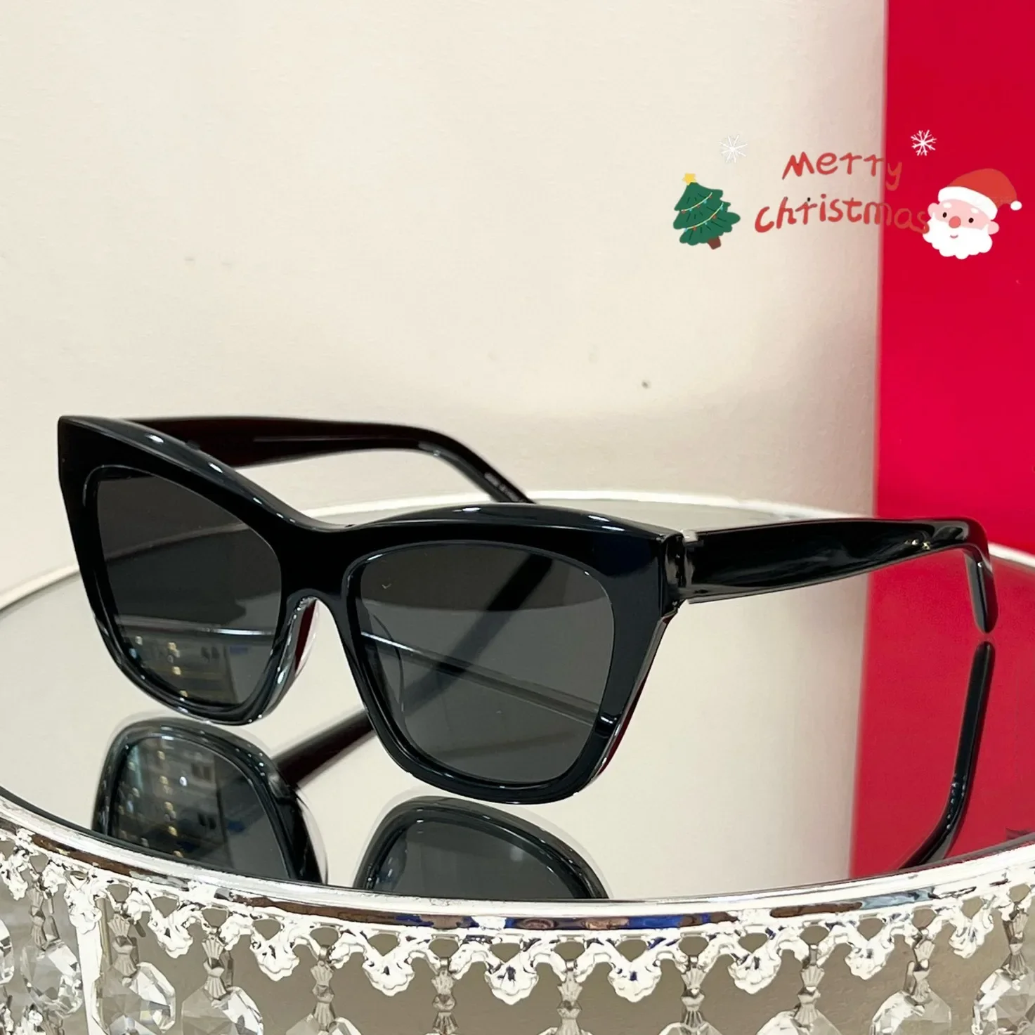 نظارات شمسية أوروبية أمريكية SLM79 أصلية جديدة لوحة فاخرة على شكل عين القطة نظارات شمسية نسائية متعددة الاستخدامات للتجارة الخارجية #1