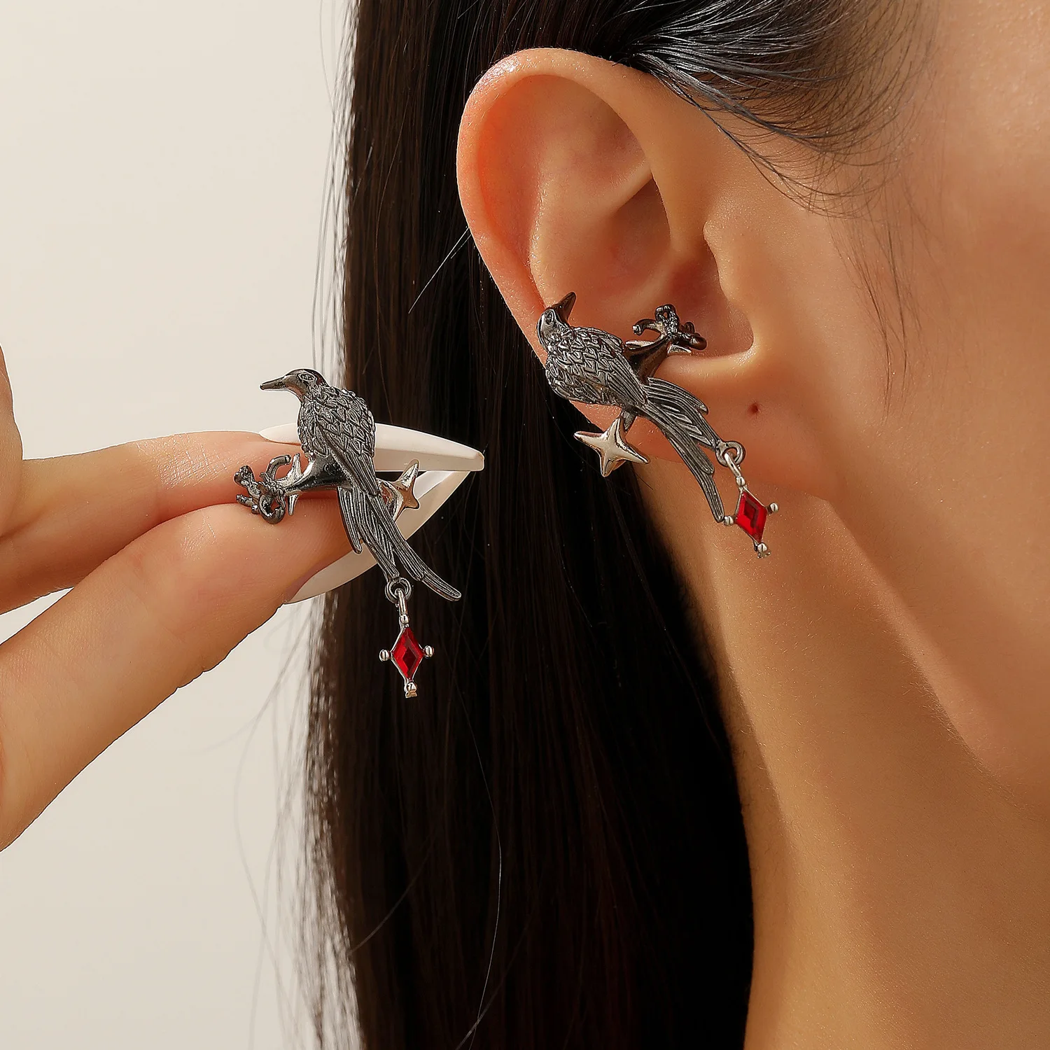 

Raven Ear Cuff No Piercing Black Crow Bone Halloween Dark Gothic Unique Personality Sweet Cool Clip Earrings