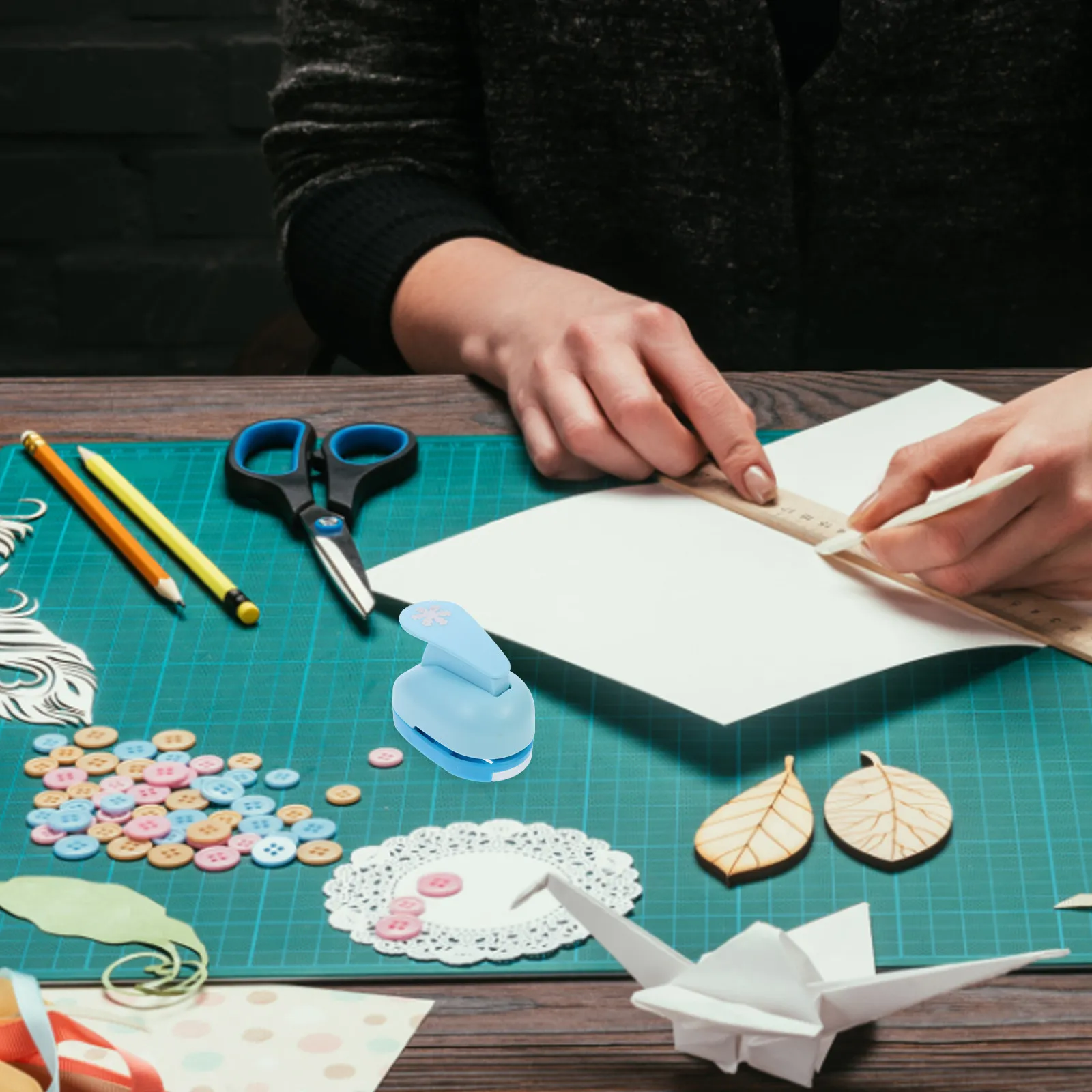 furador-de-papel-plastico-confiavel-para-scrapbooking-projetos-de-arte-diy-criacao-de-cartoes-Albuns-de-fotos-diarios-envelopes-etiquetas
