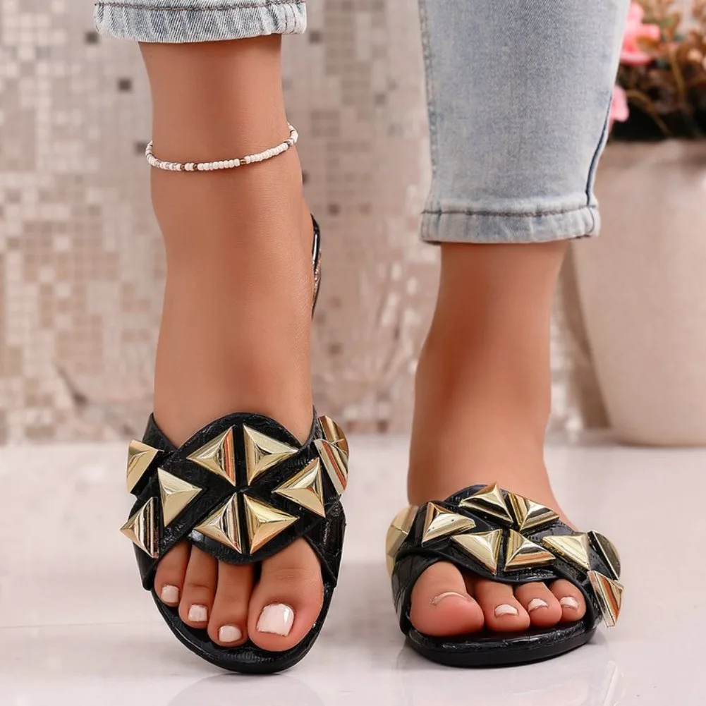 Sommer-Damenschuhe: Designer-Flip-Flops für draußen, neue luxuriöse Sandalen, modische offene Zehen-Slides zum Gehen – Detail 8
