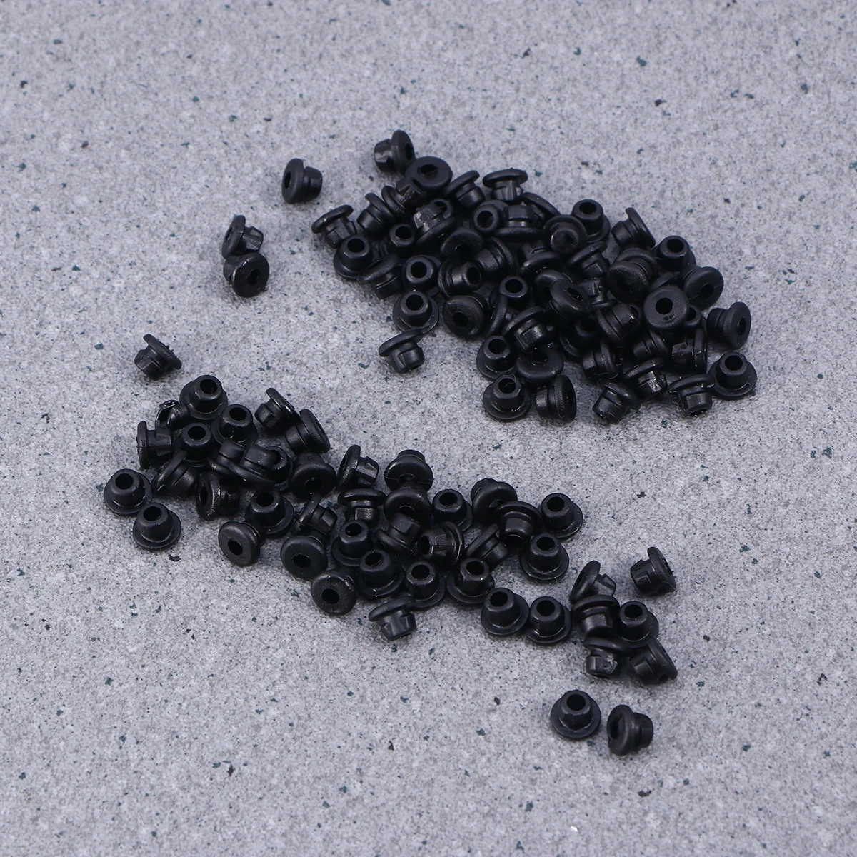 

100pcs Tattoo Pincushion Silicone Grommets Needle Pad Nipple Machine Black Long Lasting Fits Armature Bar Body Art Accessories
