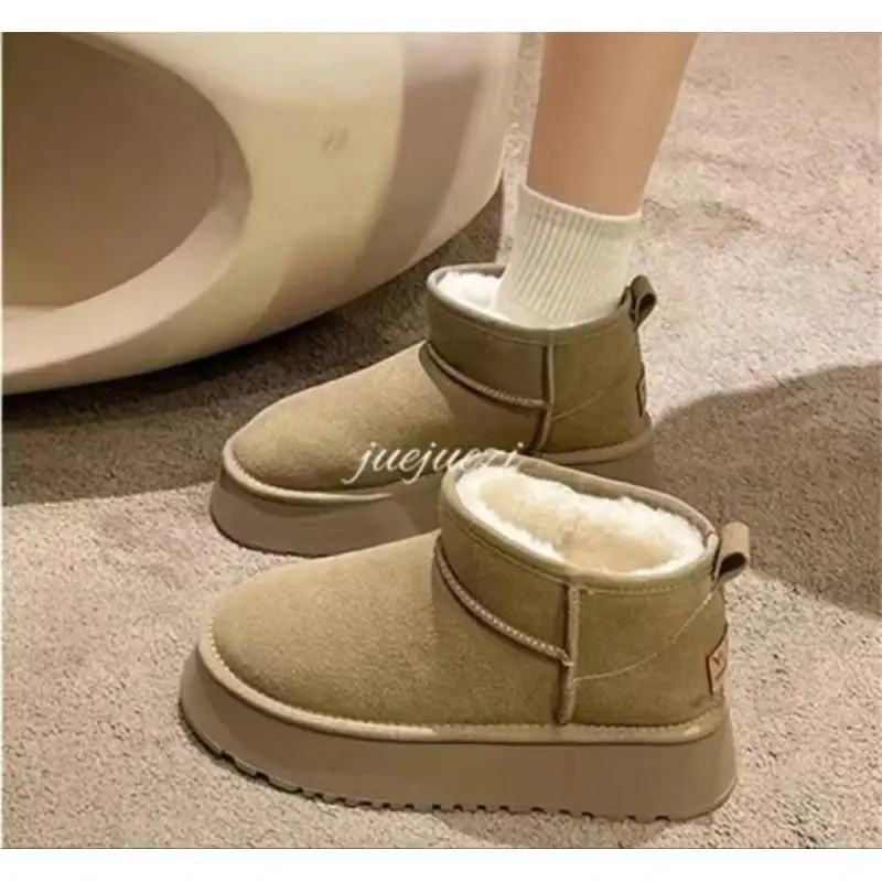 Luxury Women Winter Short Plush Warm Snow Boots Casual Shoes New Suede Fur Chelsea Ankle Boots Flats Platform Ladies Shoes Botas