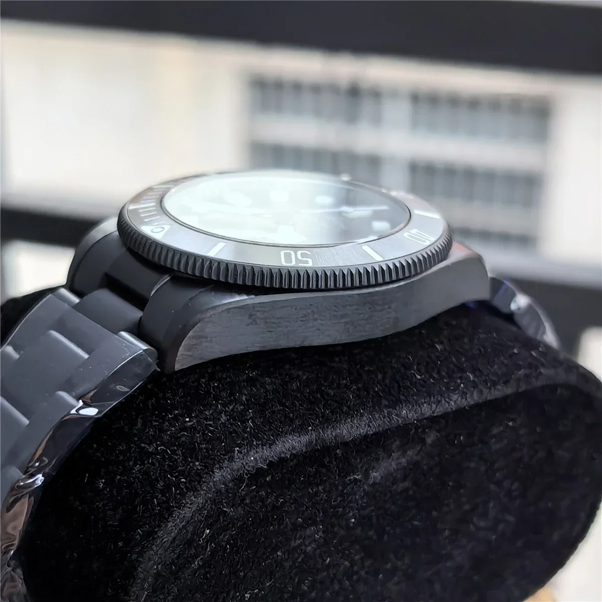 IXDAO 2024 جديد ساعات آلية أوتوماتيكية للرجال أسود فيدر PT5000 التيتانيوم موضة الرياضة الغوص ساعة BGW-9 ساعات للرجال