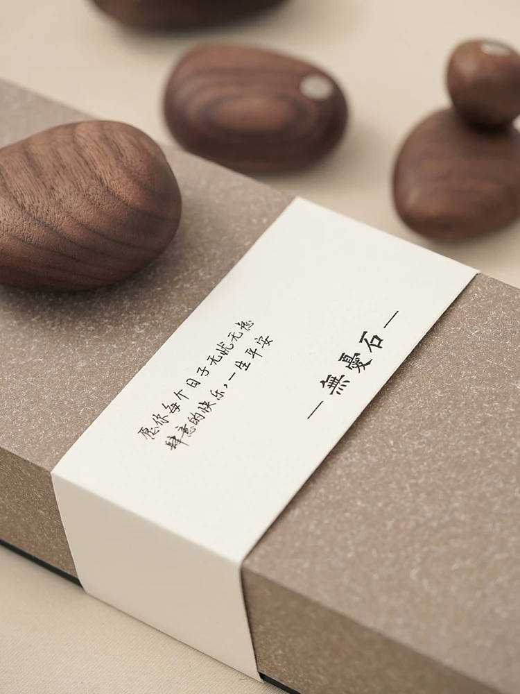 

Новогодний подарок: креативная маленькая декоративная фигурка с рельефным узором для девушки или парня