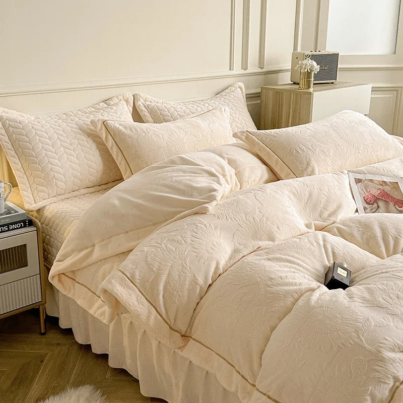 

2024 new milk fleece three-dimensional carved padded bed cover four-piece set fluffy and breathable