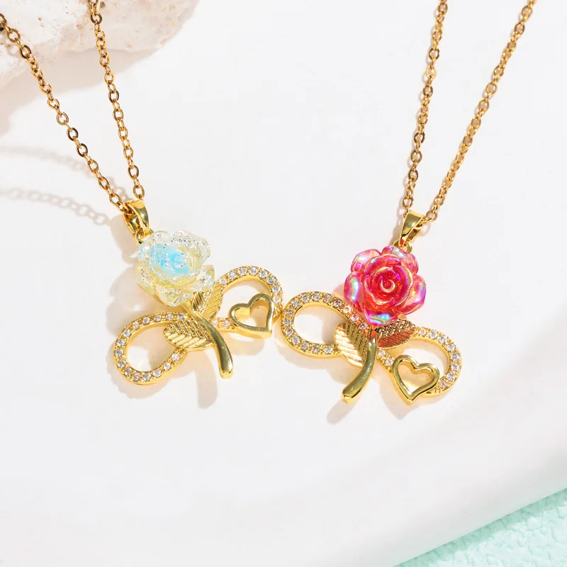 Light Luxury Sweet Necklace for Women's Foreign Trade, New Crystal Blue Sparkling Micro Inlaid Fashionable Collarbone Chain