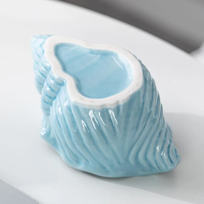 Ceramic Ashtray Creative Personality Trend Ashtray Simplicity Household Living Room Fly-proof Ash Large Conch Storage Decoration