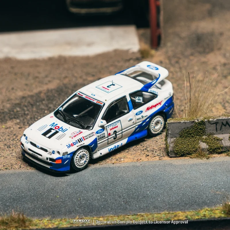 Предпродажа Tarmac Works 1:64 Diecast Ford Escort RS Cosworth MiniCar Модель игрушки Гоночные автомобили Мальчик Рождественский подарок