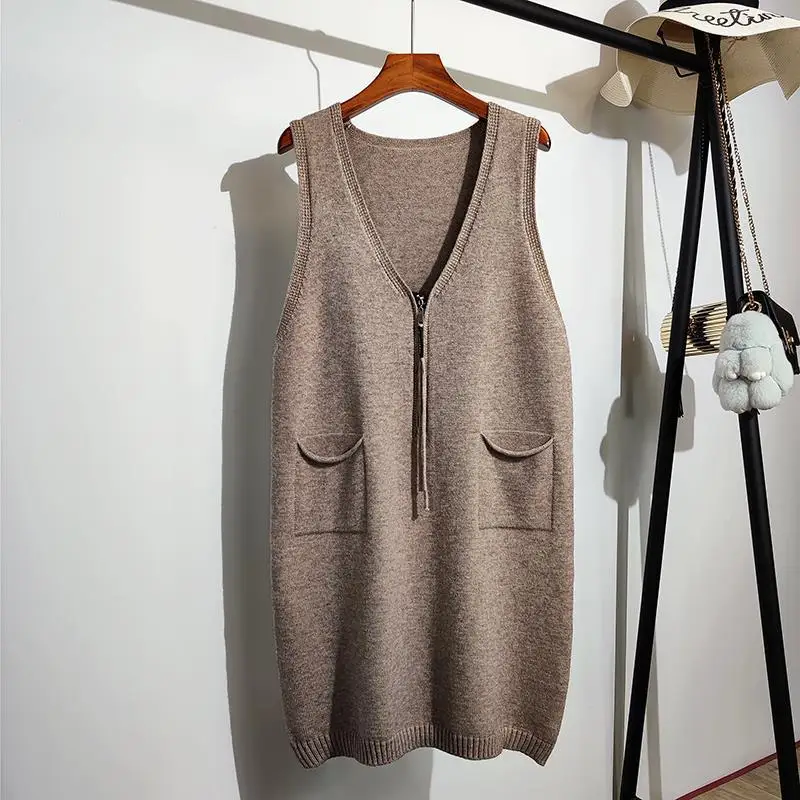 Mid to long knitted vest dress women in autumn and winter Korean version zipper pocket sleeveless camisole sweater vest dress