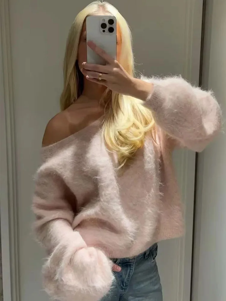 

Women's Fashionable Lazy Pink One Shoulder Sweater 2025 Autumn New Design Sense Knitted Sweater Loose Top Female Clothing