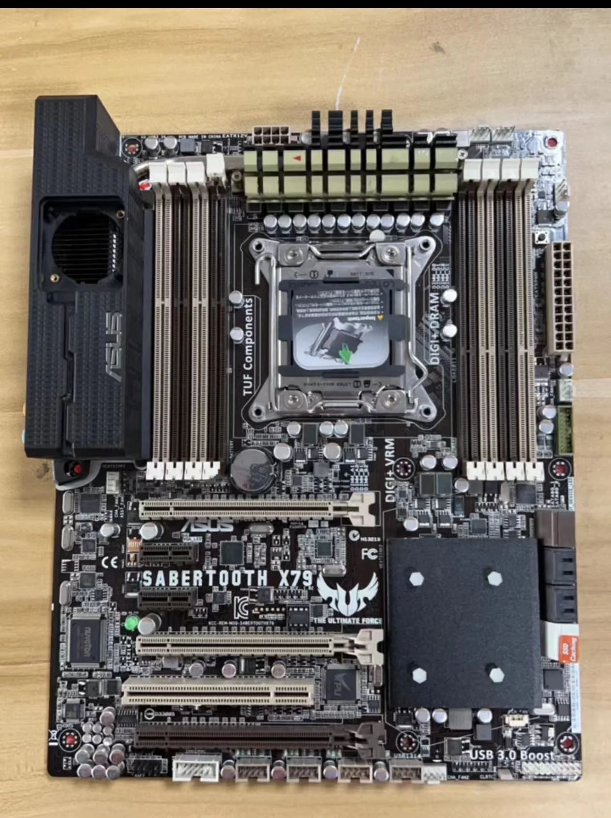 

Intel X79 SABERTOOTH X79 motherboard Used original LGA 2011 LGA2011 DDR3 32GB USB2.0 USB3.0 SATA3 Desktop Mainboard