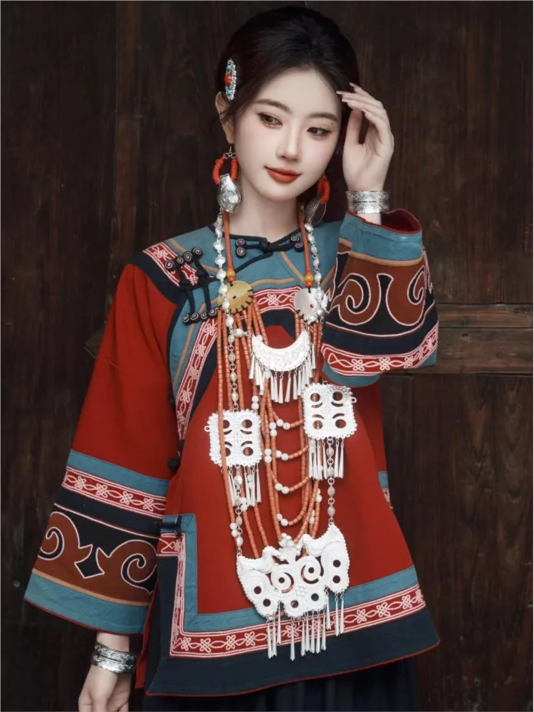 

Handmade cotton and linen red clothing for women's traditional festival performance costumes