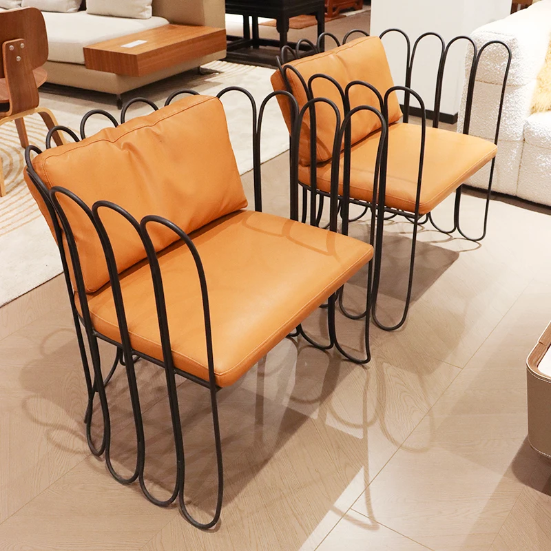 Modern design portable dining chair comfortable sponge cushion metal frame petal shaped hotel