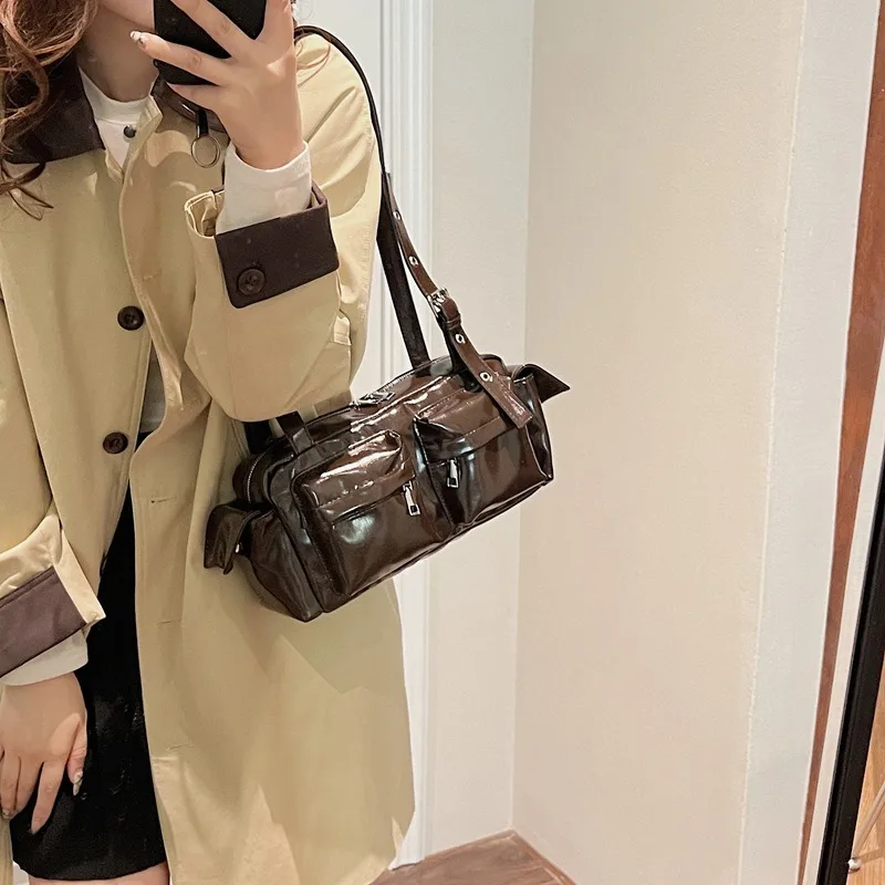 

Korea New 2025 Motorcycle Bags Women's Crossbody Bag Small Designer Commuter Handbag Leather Single Shoulder Bag