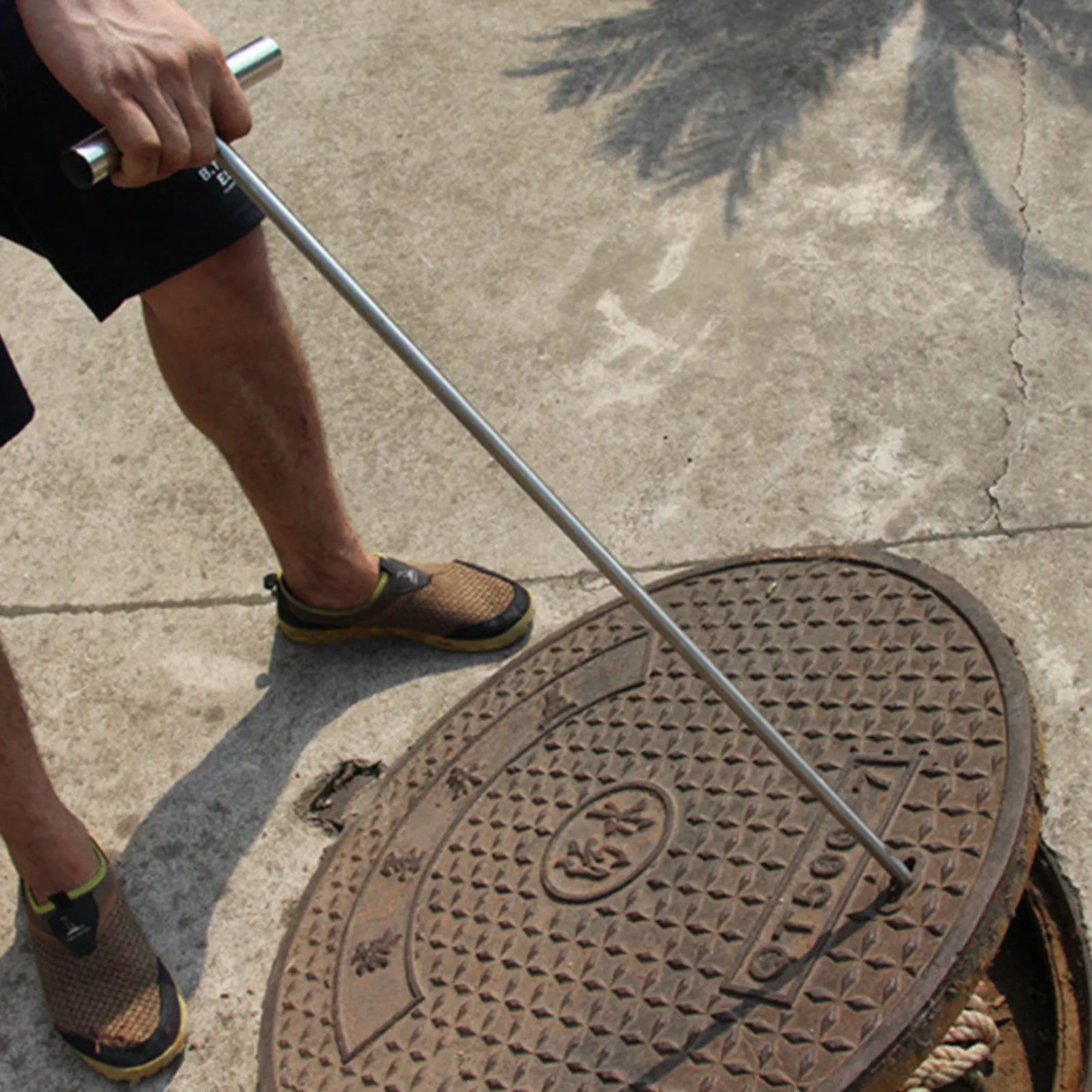Manhole Cover Lifting - 2 adet paslanmaz çelik rögar kapağı