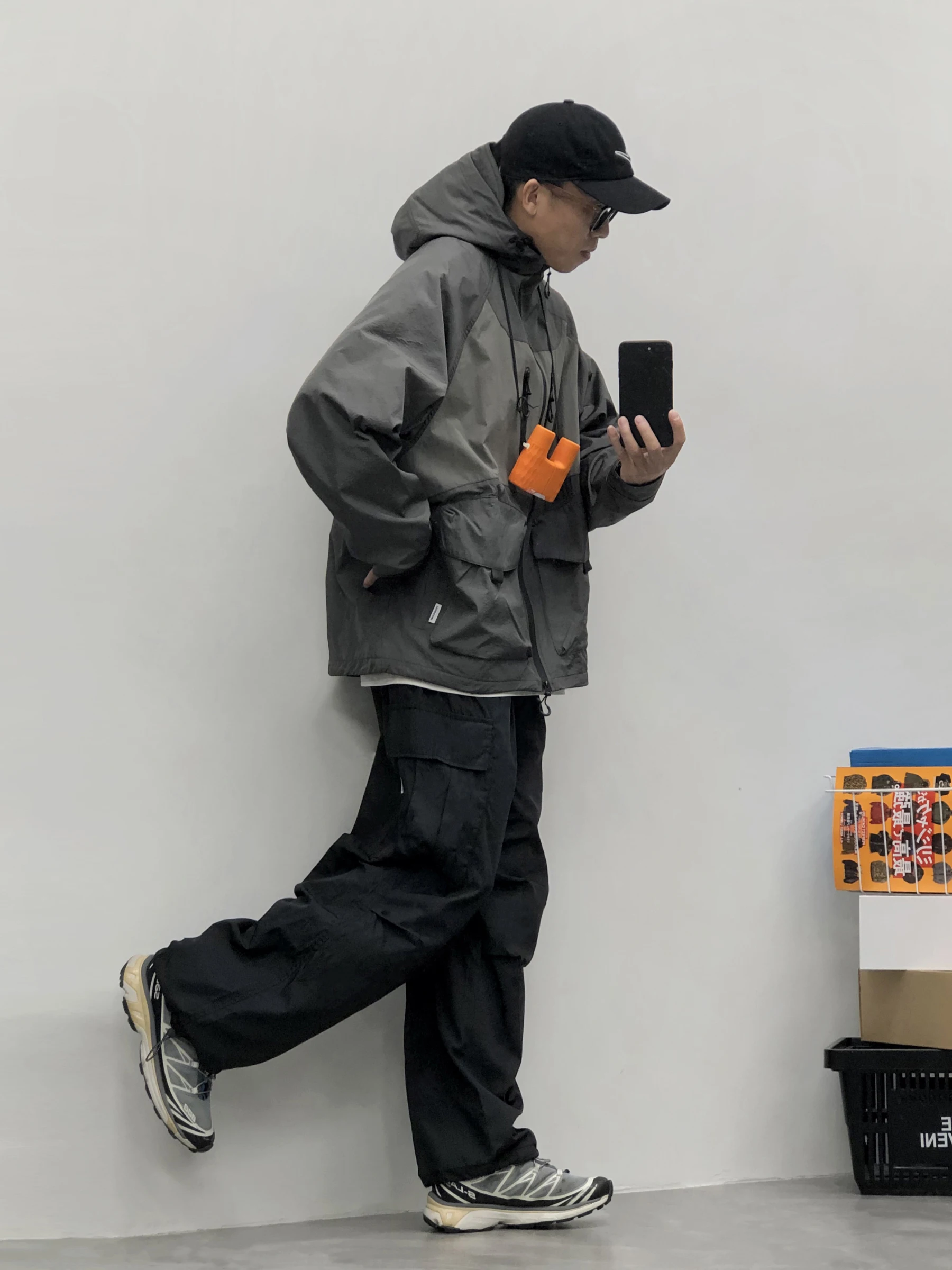 

DustinHFM Men's Outdoor Hooded Jaet Mountain Series Spring Autumn Loose Faion Brand Windproof Polyester Nylon Cosite F...