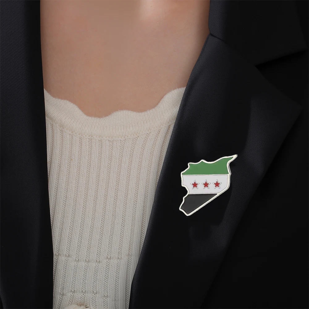 

HIPEE Syria Map brooch Stainless Steel Syria flag Brooch for Men Women New Year Gift