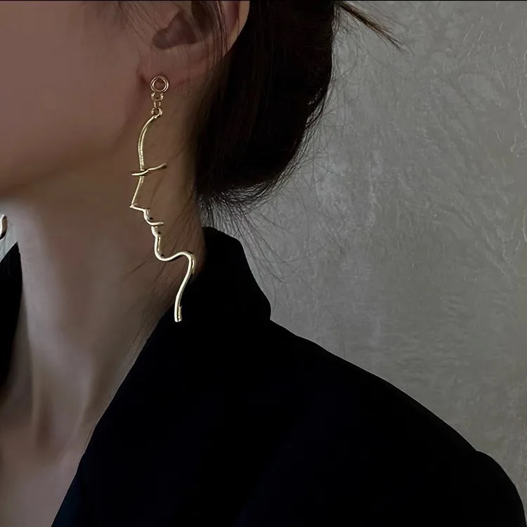 European and American retro abstract art line face earrings female ins style new trend exaggerated personality studs earrings
