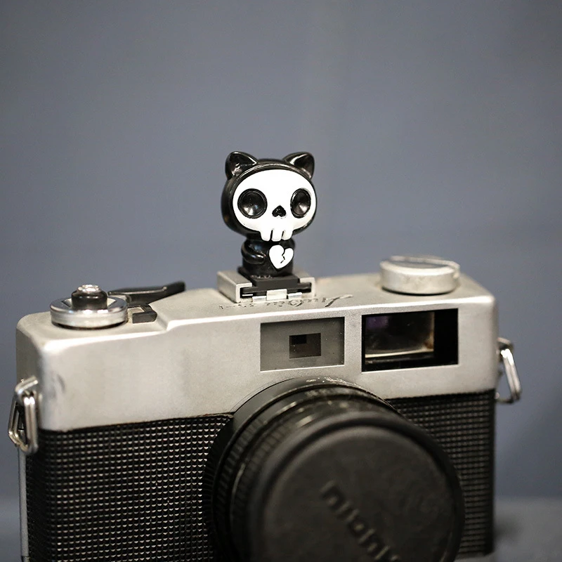 Demon tutup pelindung sepatu panas kamera SLR, penutup sepatu panas tahan debu kartun lucu fotografi