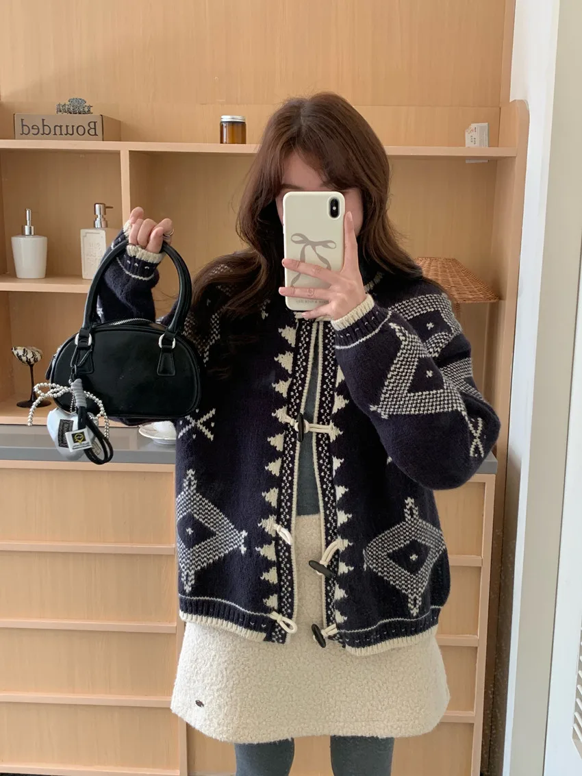 Korean style Retro Color-Block Fair Isle Knit Cardigan, Single-Breasted Notched Collar Coat, 2 Colors