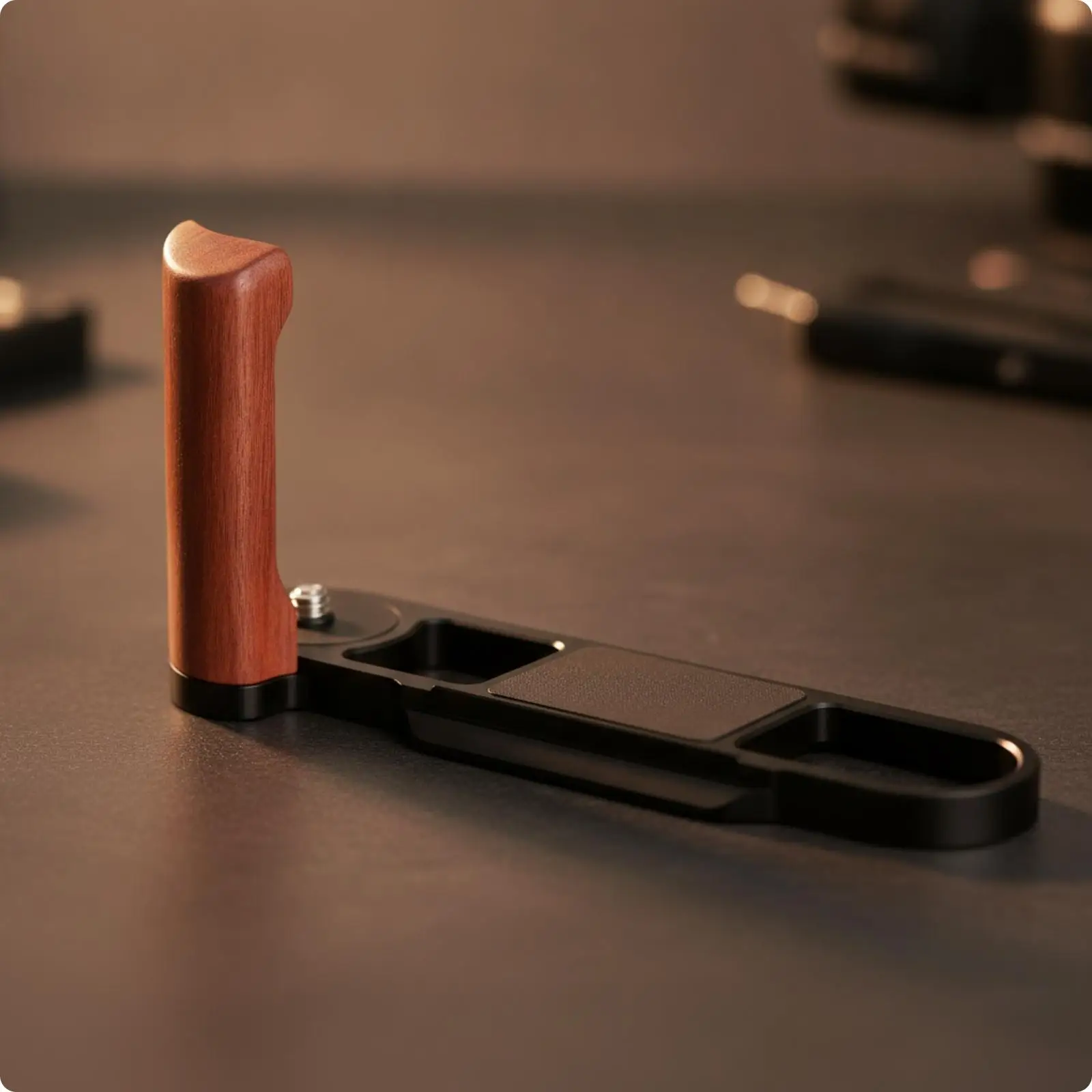 Camera Handle Grip Solid Wood Side Handgrip for Leica M1 M2 M3 M4 M5 M6 M7 Tripod Ready