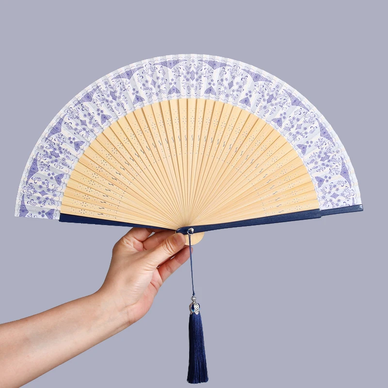 China Craft Fan Home Supplies Summer Carry Folding Fan Party Ball Disco Decoration Hand Fan Wedding Gift Outdoor Play Hand Fan