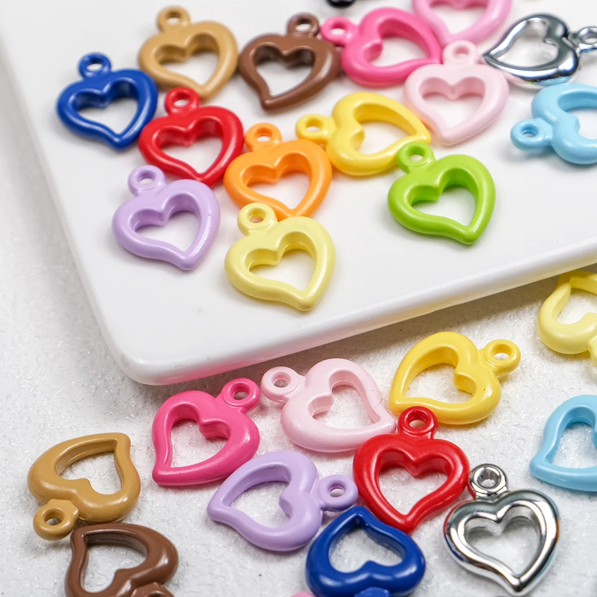 DIY Jewelry Findings Hollow Out Style Love Heart Shape Solid Colors Necklace Pendant Charms Fit Necklace Decor 19*15*4mm 100pcs
