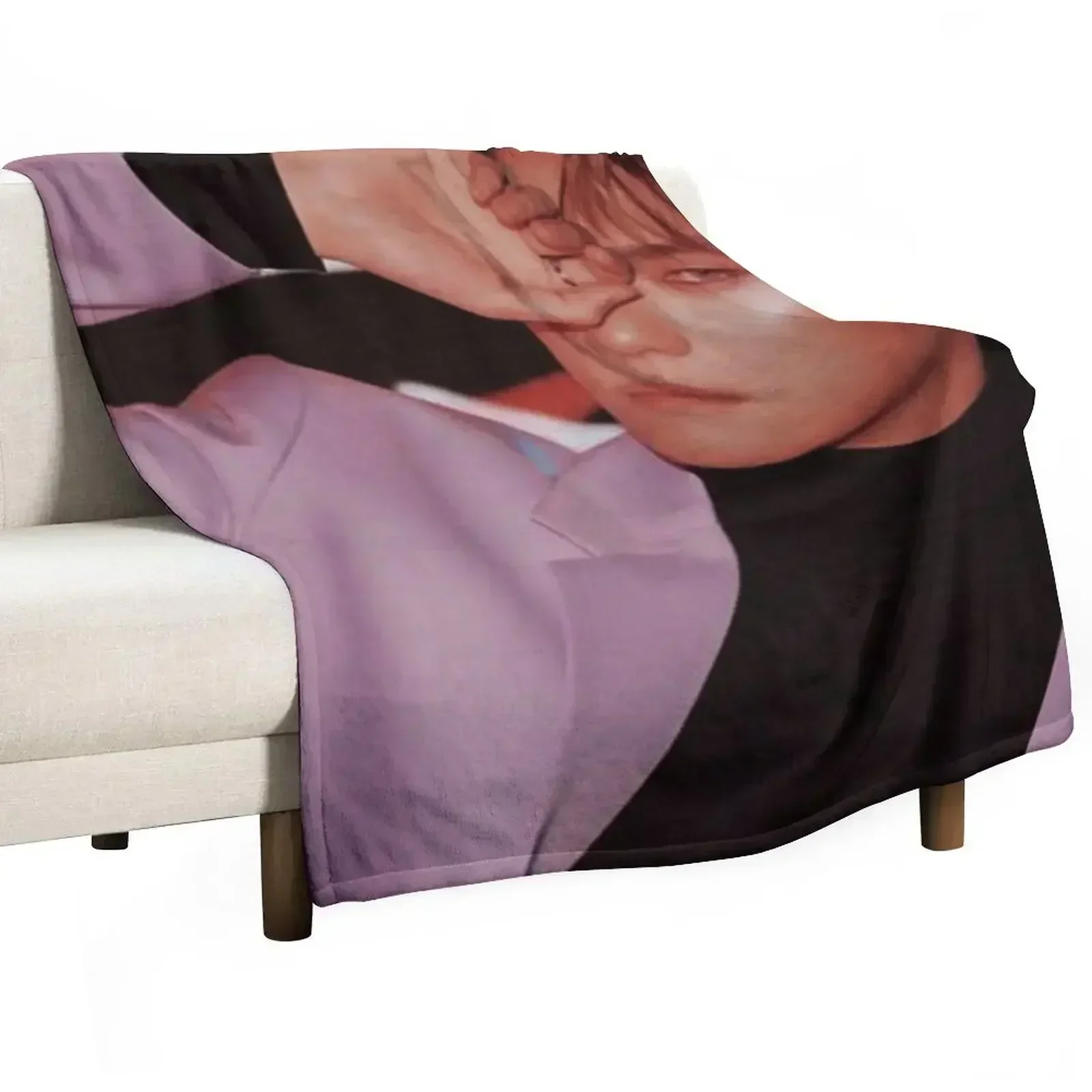 

byun baekhyun (love shot) Throw Blanket Fade Resistant Durable Throw Blanket