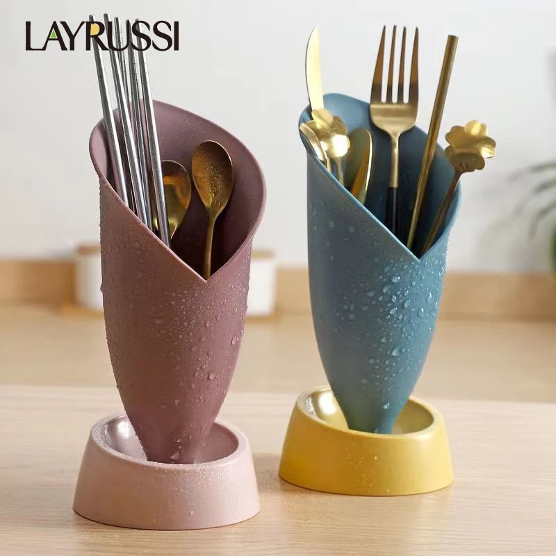 

LAYRUSSI Household Chopstick Rack Spoon Storage Rack Plastic Chopstick Barrel Kitchen Tableware Creative Draining Storage Rack